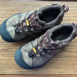 Keen Women’s/ Girls Hiking Shoes